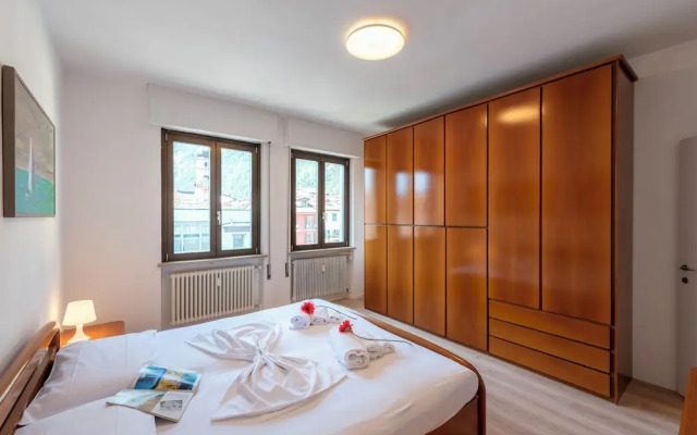 Casa Lucia in Riva Town