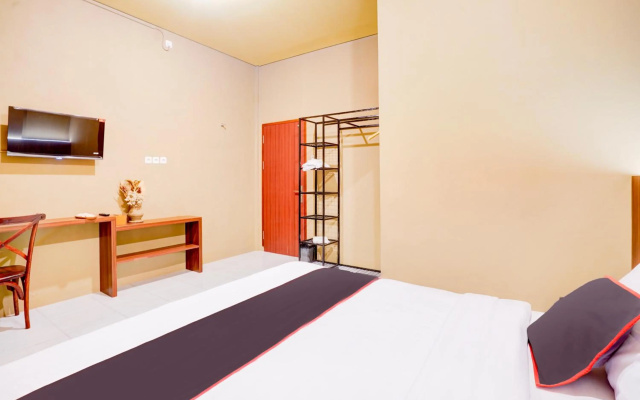 Collection O Padang City Center Near Transmart Padang Formerly De Orchids – Guest Rooms – Padang