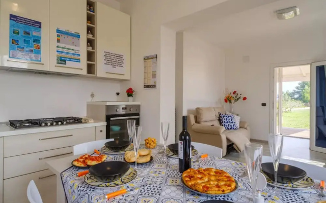 San Foca Luxury Private Villa With Hydromassage and Bike Climate