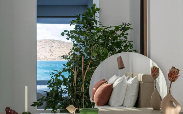 Villa Mimaze Minimalist Living