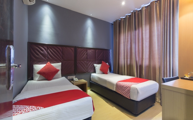 OYO 90894 Hotel Smc I-city