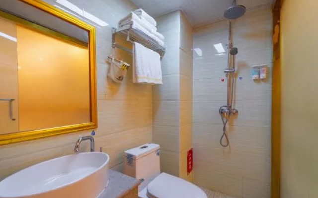 Ivory Mountain Holiday Inn