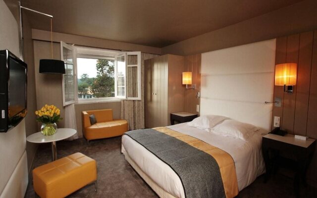 Chiberta Residence & Golf