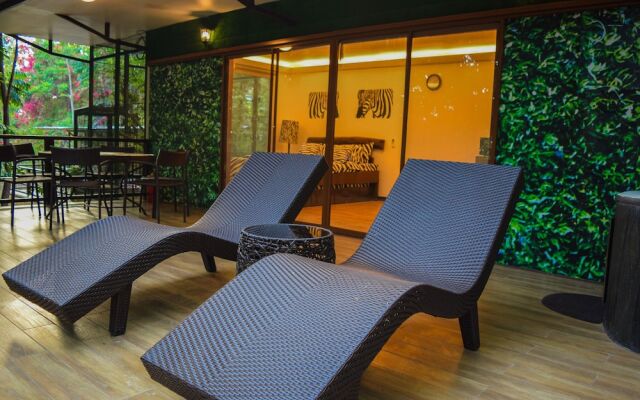 Zoobic Glampz- Subic