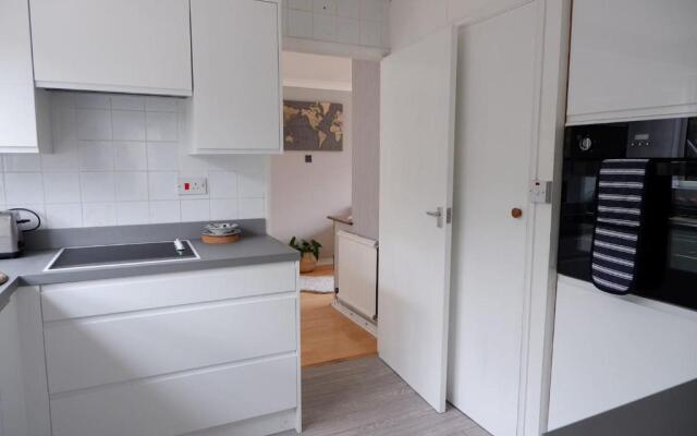 Idyllic 3-bed House. 5-min from Channel Tunnel