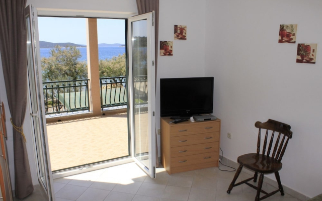 Zdenka - 10 m From the Beach - A4