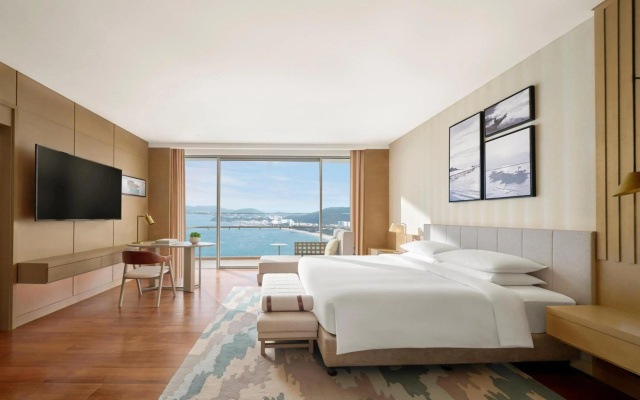 Hyatt Regency Nha Trang – Guest Rooms – Nha Trang