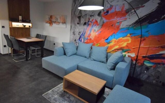 Jazine Lux Apartments