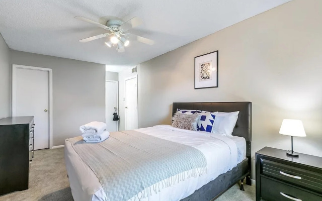 Social Retreat + Pool + Gym