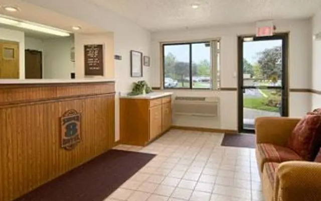 Super 8 Mentor/Cleveland Area