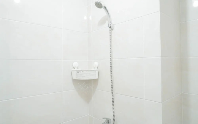 Cozy Living Studio Mustika Golf Apartment