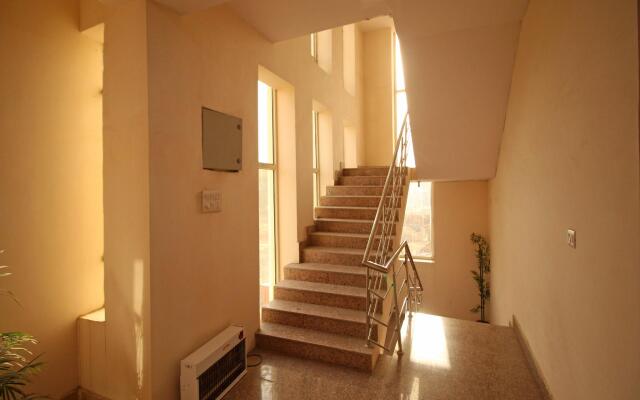 Collection O 6343 Hotel City Rooms Greater Noida