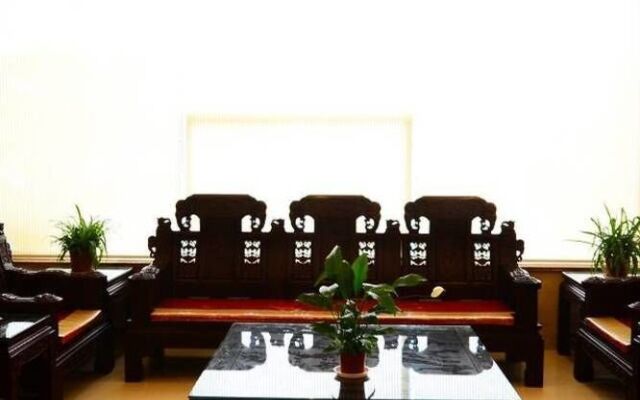 Qingdao Haizhizi Hotel