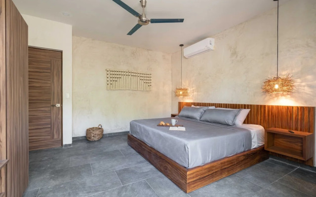 Twelve O’Clock Luxury Villas