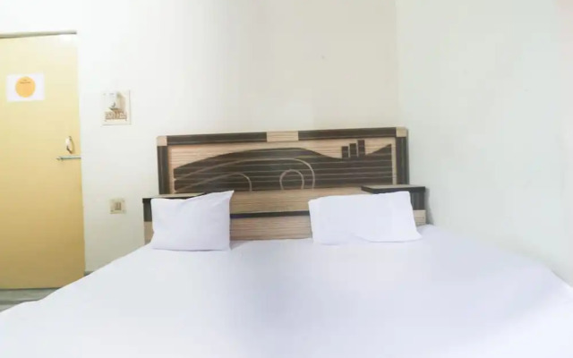 Samarpan Guest House by OYO Rooms