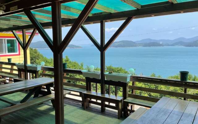 Yeosu Geumpa Pension