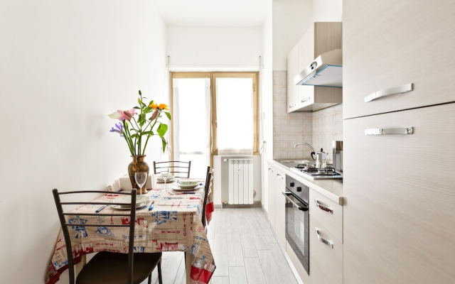 Renewed Balcony Flat With Green Garden