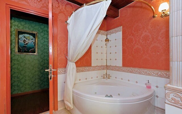 Luxor Domus Trastevere