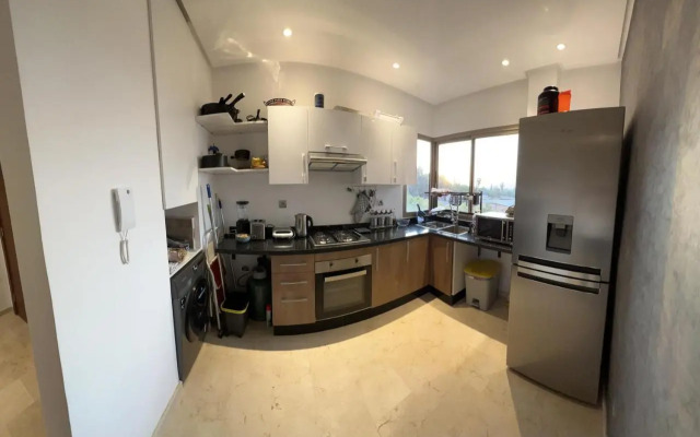 Superbe appartement, vue sur golf, piscine et Atlas