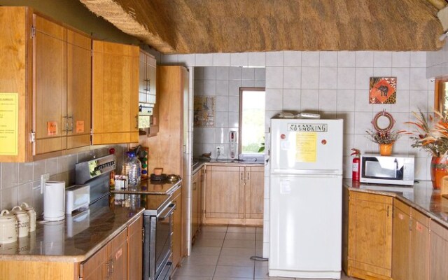 Mabalingwe Uzuri Game Lodge