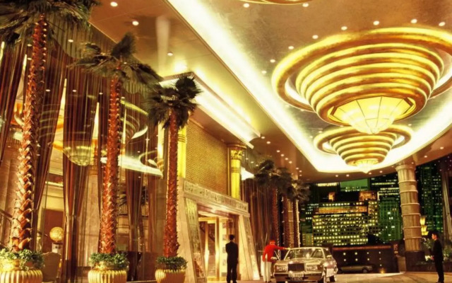 Royal Mediterranean Hotel