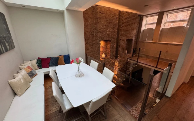 Covent Garden House, 4-bed, Sleeps 10