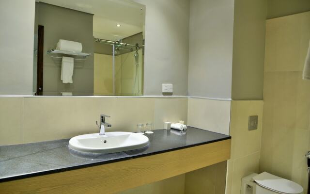 Mantis EPIC Hotel & Suites