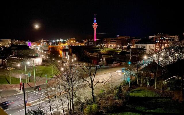 COAST HOUSE River Docks