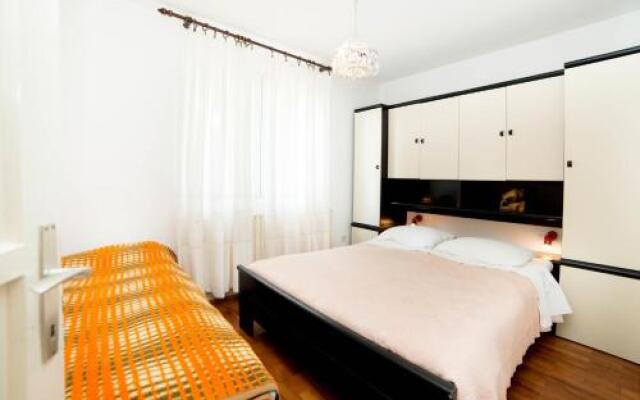 Apartments Santaleza 1093