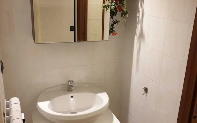 Captivating 2 Bedroom Apartment in Acquaseria
