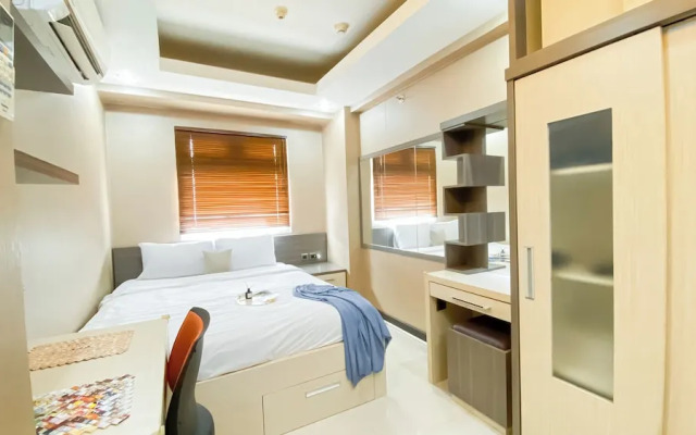 Best Price And Relaxing 1Br At Green Pramuka City Apartment