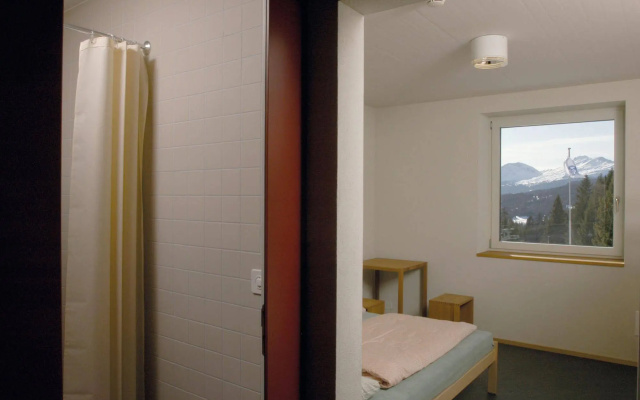 Youth Hostel Valbella – Guest Rooms – Vaz-Obervaz