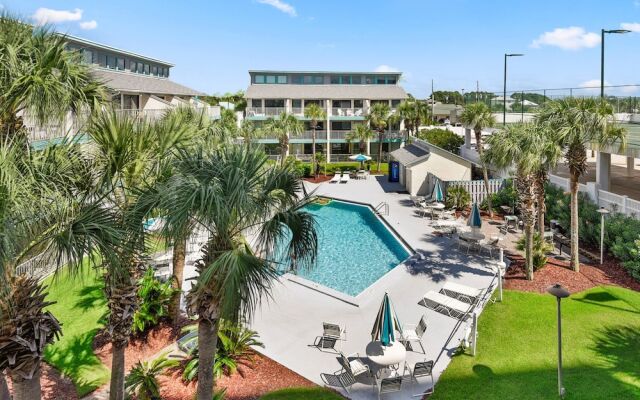 Nautical Watch Condominiums