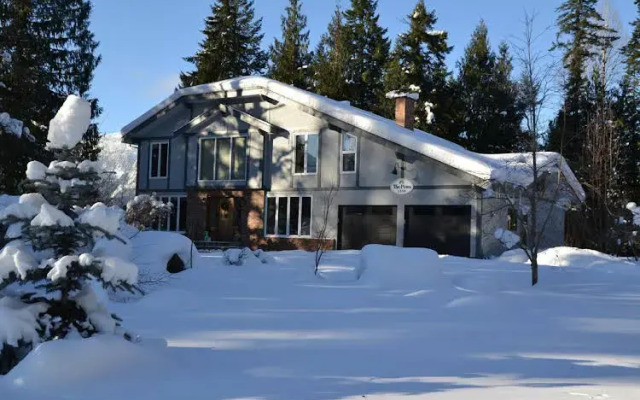 The Pines Bed & Breakfast