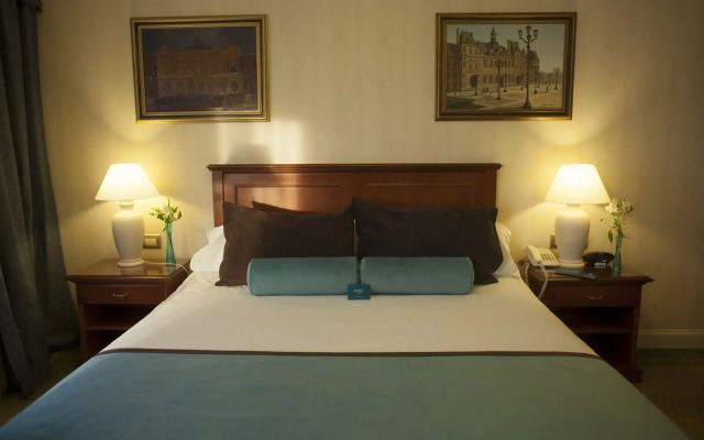 Epic Hotel Villa Mercedes