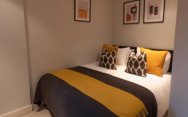 Modern Luxury 2 Bed Apartment