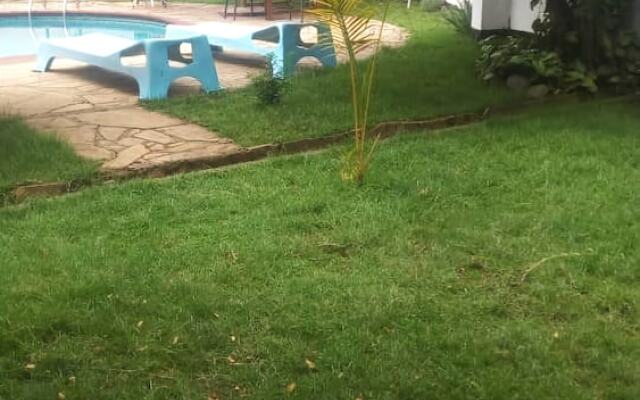 Pamoja Expeditions Lodge