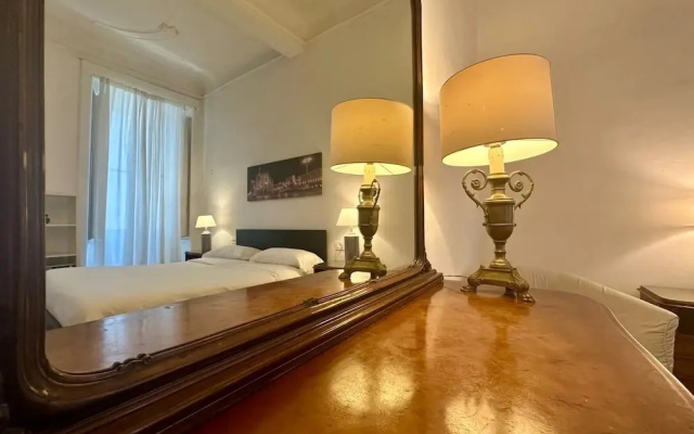 Casa Milano Classic Elegance with Balcony