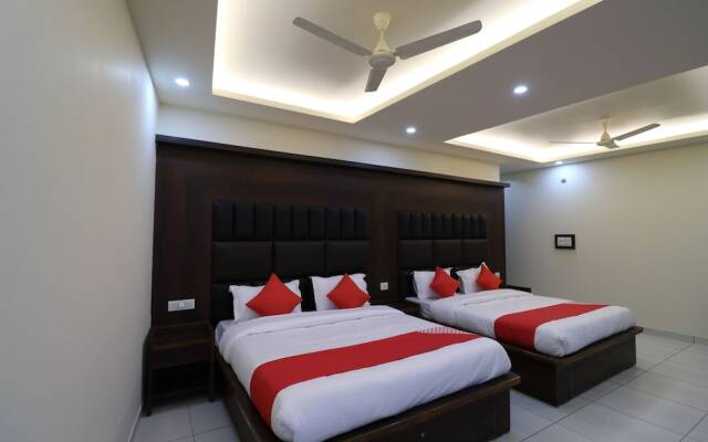 Oyo 37959 Hotel Royal Stay