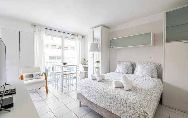 Charming Studio With Balcony & Pool -heart of Nice
