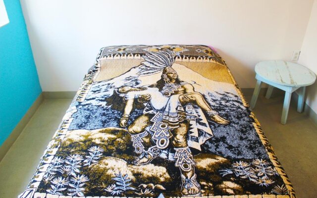 Quintana Roots Hostel