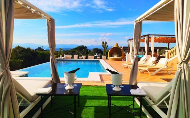 Villa Versace súper lujo 14 huéspedes + invitados