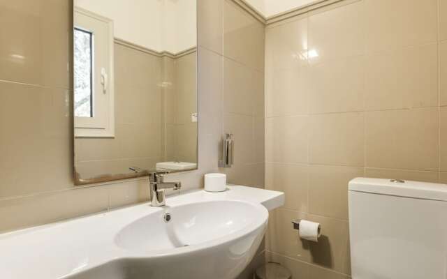 Villa Azzuro by JJ Hospitality