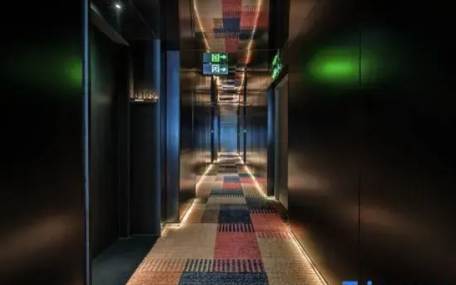 Yunyu High altitude Intelligent Observation Hotel (Chongqing Jiaotong University Six )