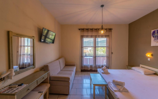 Filosxenia Natasa Hotel