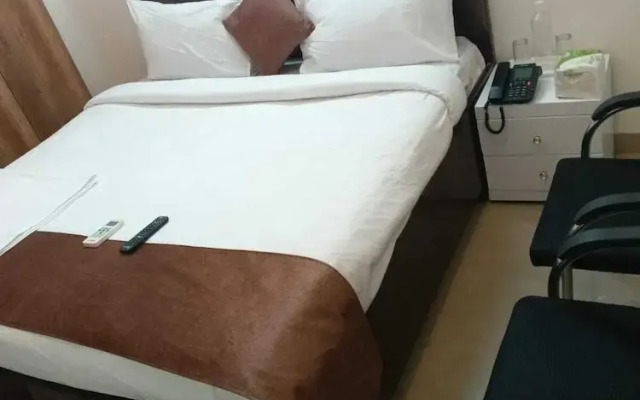 Soooper Hotel