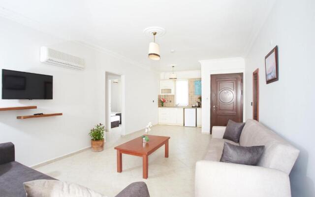 Larimar Suite Hotel