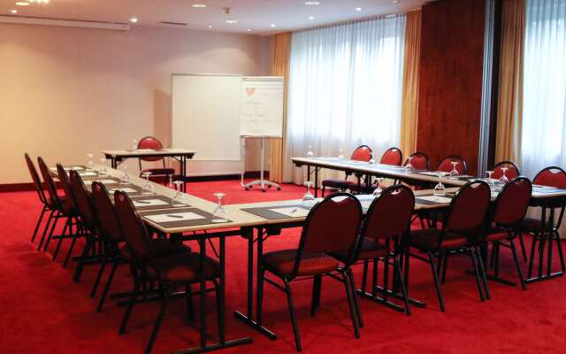 Amedia Frankfurt Russelsheim Trademark Collection by Wyndham