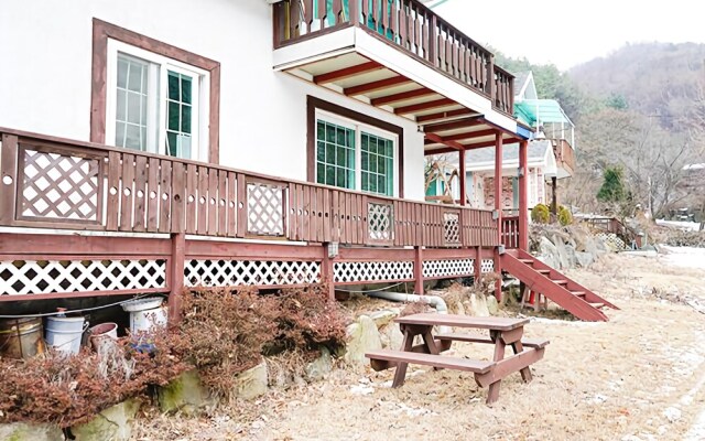 Yangpyeong Romance Pension