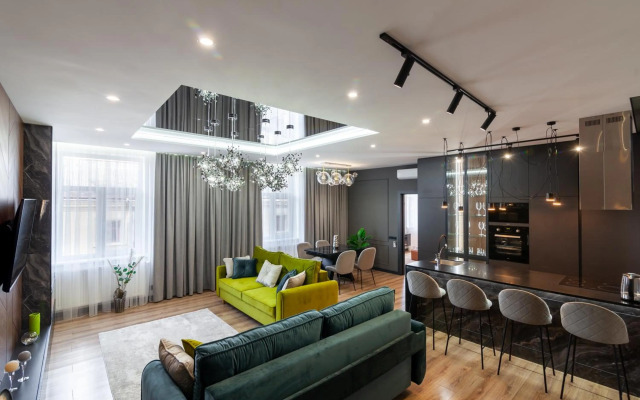 Royal VIP Apartment on Gorodotska 31